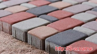 Какую тротуарную плитку выбрать для дома?